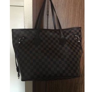 GM tote handbag
